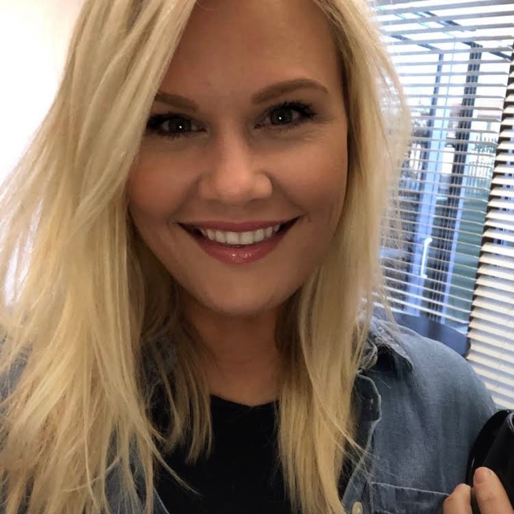 Meet your Posher, Laura
